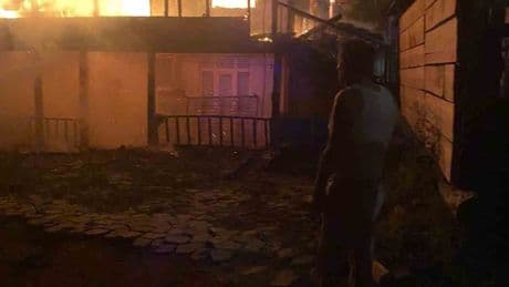 Kastamonu’da alevlere teslim olan ev küle döndü