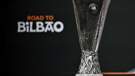 How many tickets have Tottenham and Manchester United been given for Europa League final?
