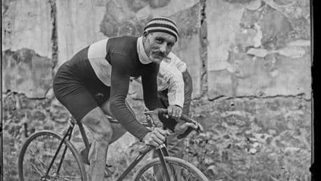 Tour de France : quand les coureurs carburaient au vin rouge