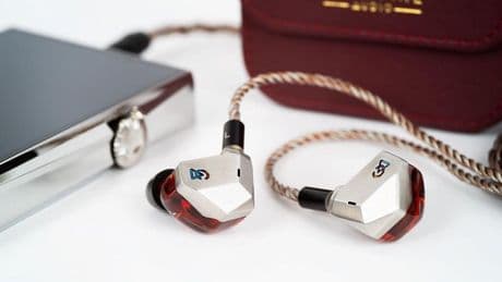 Campfire Audio Unveils The Innovative And Hybrid Grand Luna Earphones