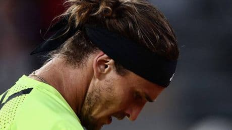 French Open 2025: Schwacher Zverev scheitert in Paris an Djokovic