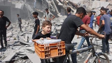 Noam Ben-Zeev et Yael Perlov, intellectuels israéliens : « Existe-t-il encore des mots pour décrire l’horreur que nous infligeons à Gaza ? »