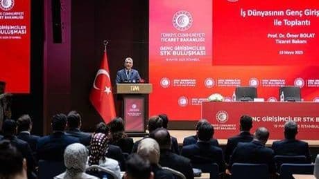 'Türkiye Yüzyılı'nı gençliğin de yüzyılı yapmak zorundayız'