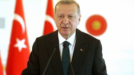 Cumhurbaşkanı Erdoğan, "12 Dev Adam"ı tebrik etti
