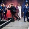 Activisten gooien rookbom naar Nederlandse premier Schoof en Poolse premier Tusk tijdens bevrijdingsfeest