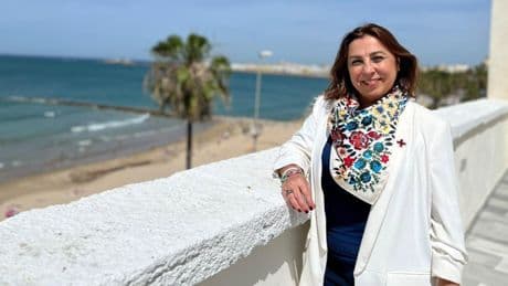 El PSOE acusa al PP de querer como Defensora a alguien que fue en sus listas, pero tiene a Gabilondo en un puesto similar