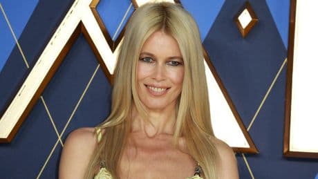Claudia Schiffer: Model übernimmt Anteile an Fußballklub FC Brentford