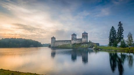 El castillo más al norte de Europa también cuenta con el entorno más espectacular