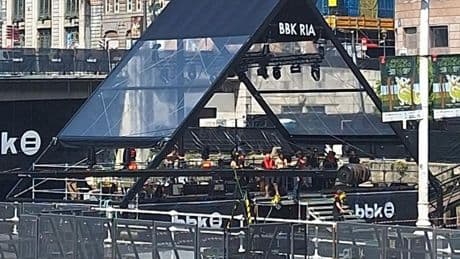 Arde Bogotá calienta motores antes de los conciertos de BBK Ría