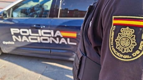 Hallan los cuerpos sin vida de dos personas dentro de un domicilio en Ávila