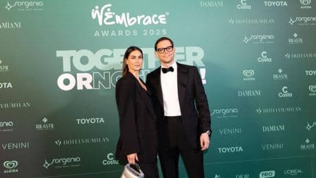 Melissa Satta incinta e pronta alle nozze? "Vuole sposare Carlo Beretta prima del parto"