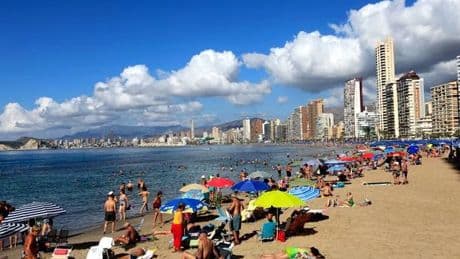 ‘No way to escape the crowds’ as three major factors shift Spain’s peak season