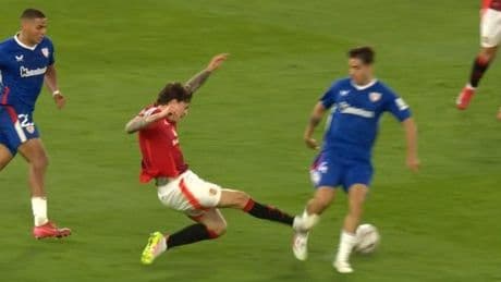 Man Utd star called out over horror tackle as Athletic Bilbao issue injury update