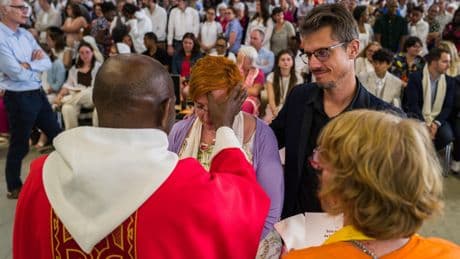 « L’Esprit Saint a cheminé en moi » : à Toulouse, un nombre record de confirmations d’adultes