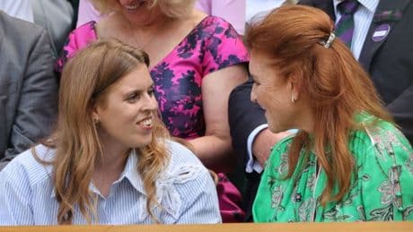 Sarah Ferguson: Nach Jahren mit Beatrice wieder in Wimbledon