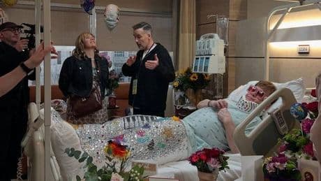 Elton John sparks concerns among fans with 'bedridden hospital pictures'