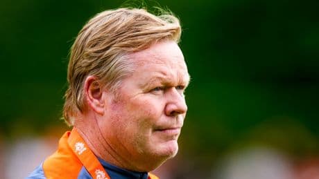 Koeman ontvangt Eredivisie Oeuvre Award voor grote verdienste Nederlands voetbal