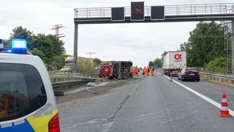Dresden: A4 nach Lkw-Unfall bei Hermsdorf wieder frei