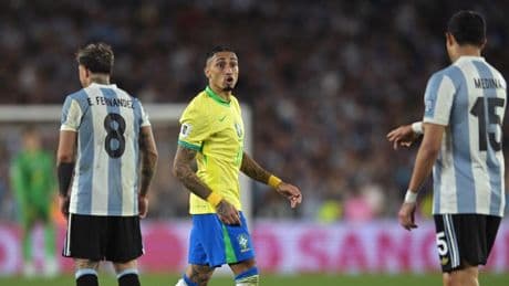 Ancelotti estudia su primer once sin Raphinha