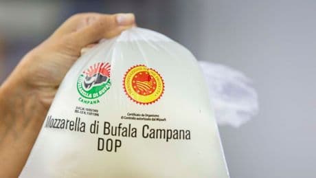 Per mozzarella di bufala e conserve di pomodoro dazi in salita ma sostenibili