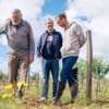 Il est allé à la rencontre des « êtres de la vigne », ces vignerons d’Anjou installés en biodynamie