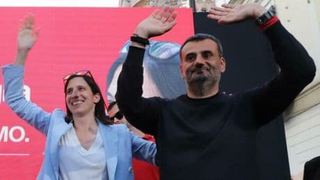 Puglia, Decaro candidato: «Andiamo a vincere questa campagna». Vendola: scendo in campo. Emiliano: «Allora corro anche io»
