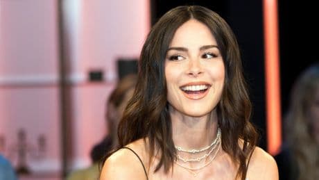 Ein Jahr Funkstille: Geheimauftritt von Lena Meyer-Landut auf Promi-Hochzeit