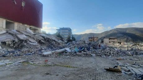 11 kişinin hayatını kaybettiği Gülizar Apartmanı davası: 12 sanık, 2 yıl 7 ay sonra ilk kez hakim karşısına çıkacak