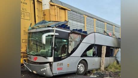 Meksika'da tren faciası... Çok sayıda ölü ve yaralı var
