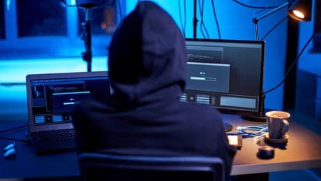 Cybercriminalité : 20 mandats d'arrêt émis et 300 serveurs désactivés lors d’une opération d’ampleur