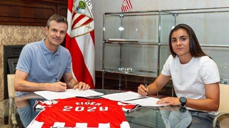 El Athletic se refuerza en defensa