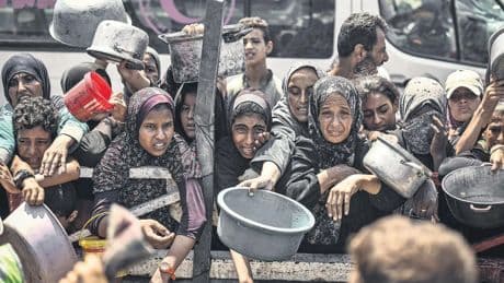 İnsanlık tarihinde ilk defa bir millet açlıktan yok olacak