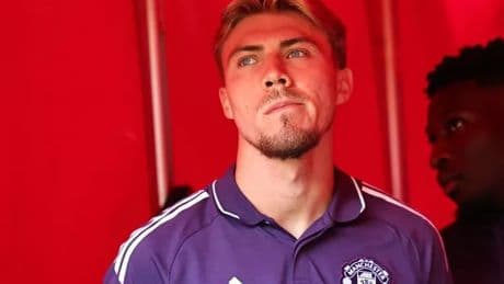 Rasmus Hojlund edges closer to Man Utd exit after Arsenal absence and club chief statement