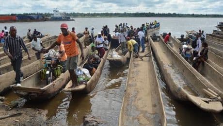RDC : l’incendie d’une embarcation sur le fleuve Congo fait au moins 143 morts