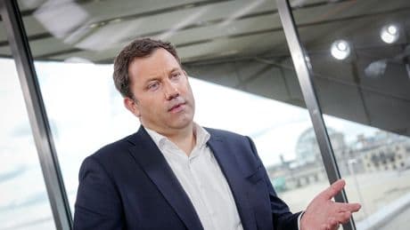 Höhere Steuern für Reiche? Klingbeil bleibt bei Vorschlag