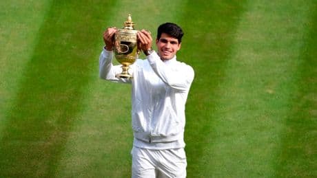 Alcaraz tiene un plan para repetir en Wimbledon: el viernes viaja a Londres