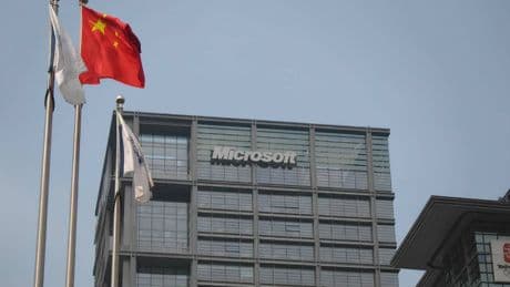 El ataque a través de Microsoft que no vimos venir: así explotan los 'hackers' chinos algo que todos usamos