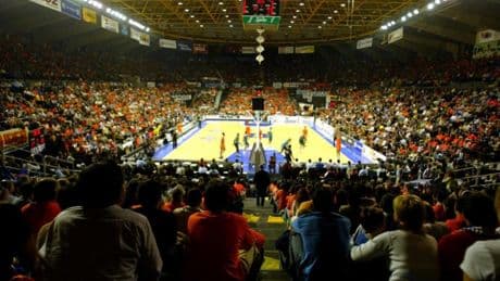 La Fonteta acogerá un partido de 'leyendas' para recaudar fondos para afectados de la DANA