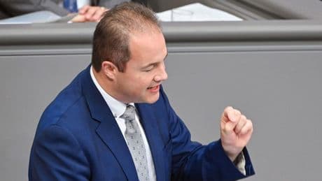 Genozid: AfD-Eklat bei Srebrenica-Gedenken im Bundestag