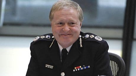 Met Police chief in charge during 7/7 attacks has died