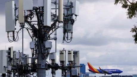 Internet : la bataille fait rage entre les géants du câble et du mobile aux Etats-Unis