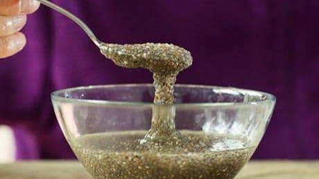 Bardağın içinde jele dönüyor! Suda şişen mucize: Magnezyumu roketliyor