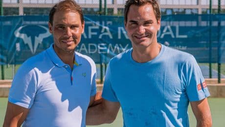 Roger Federer visita a Rafa Nadal en su academia