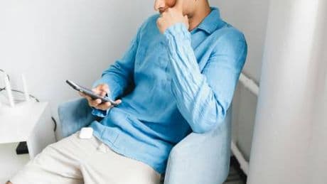 Auricolari Bluetooth, attenzione a questi modelli: così spiano le tue conversazioni