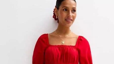 New Look shoppers 'immediately fall in love' with quality and fit of £23 dress