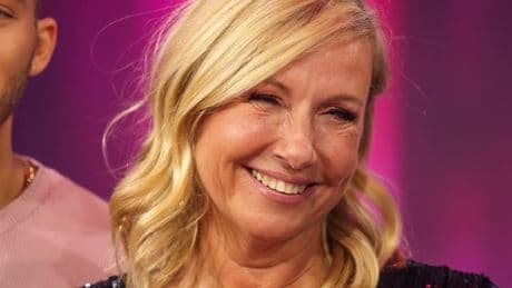 Ausreise geschafft – Andrea Kiewel moderiert wieder den „ZDF-Fernsehgarten“
