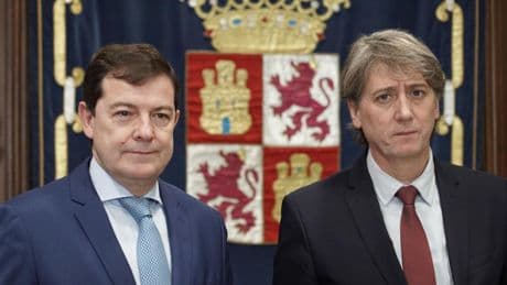 Castilla y León activa la precampaña electoral: Mañueco mira a Sánchez y el nuevo PSOECyL apuesta por el "alcalde de todos"