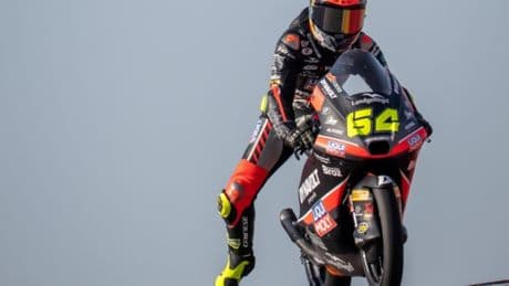 David Muñoz se estrena en Moto3 con una gran pasada final