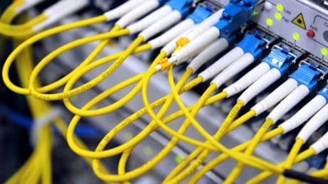 Internet haut-débit: ces aides qui permettent de se brancher à la fibre optique sans se ruiner