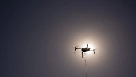 Como murciélagos o delfines: la nueva tecnología de los drones para moverse en la oscuridad